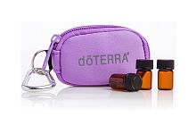 картинка PURPLE COSMETIC BAG WITH BOTTLES / Сумочка-брелок, фиолетового цвета, с 8-ью пустыми бутылочками, из Эфирных масел doTERRA от интернет магазина aroma4you.ru